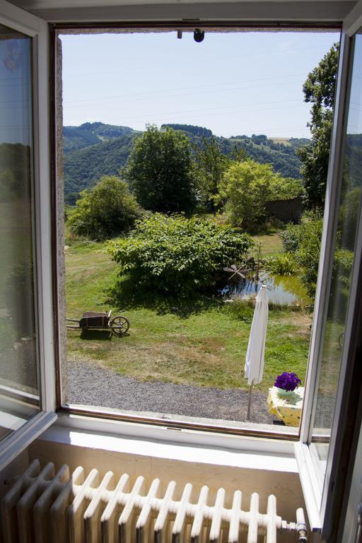 Chambres D'Hotes Le Besset Thiers Quarto foto